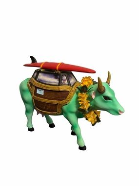 CowParade Cow-A-Bunga! Green Surfboard Cow Figurine 9148 2002 Woody Wagon Lei